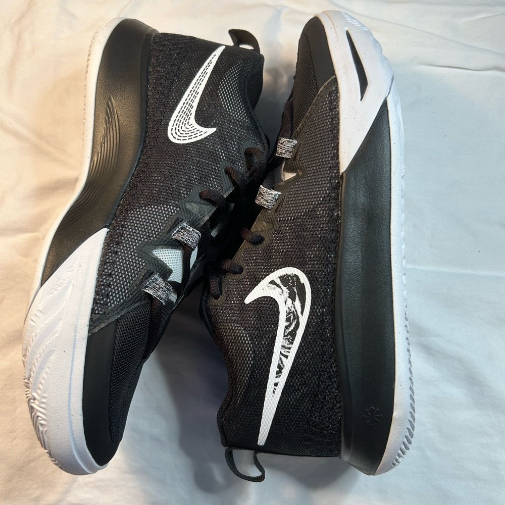 Nike fly traps no box $20